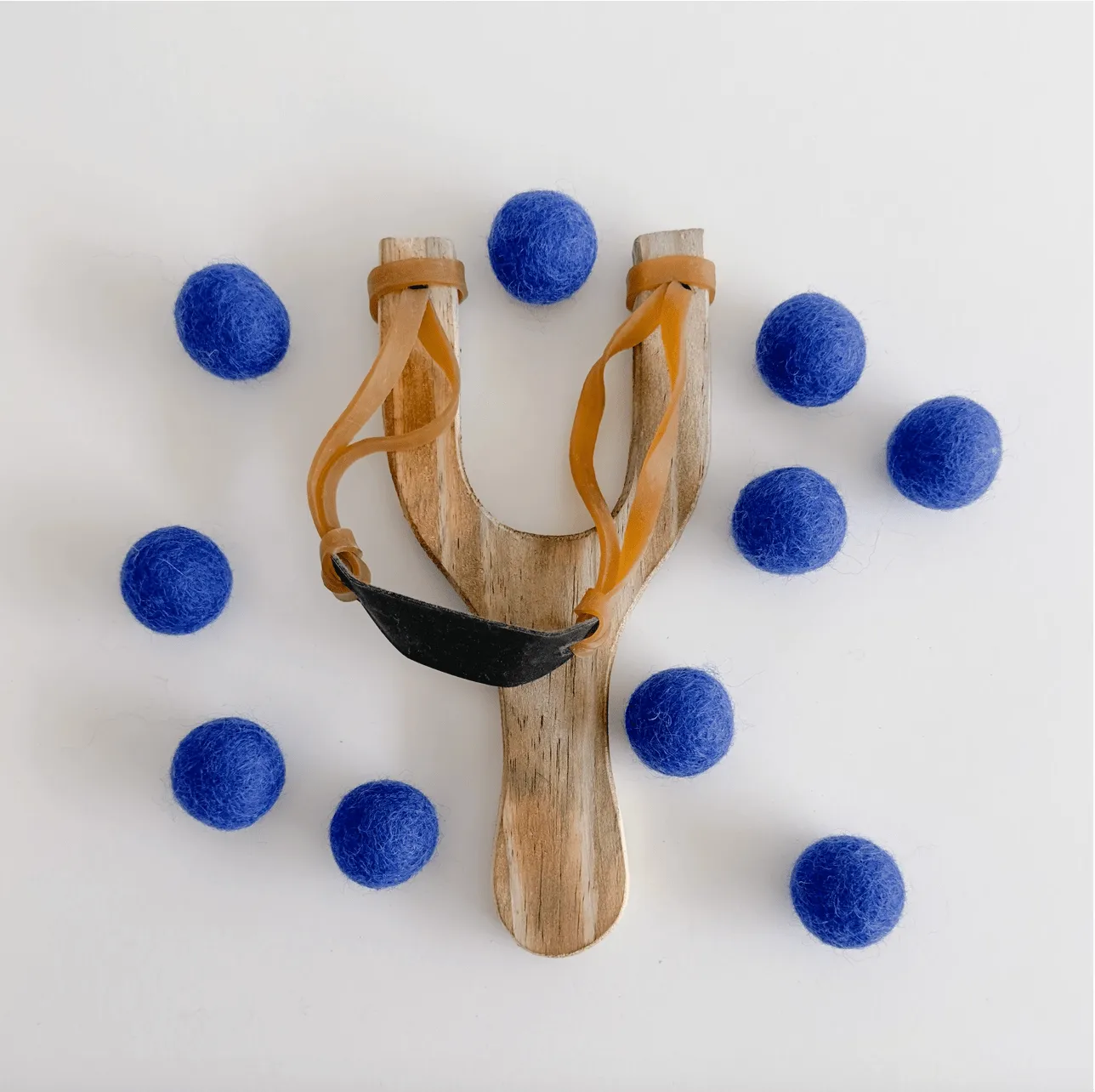 Hello Maypole Wooden Slingshot with Soft Felt Balls